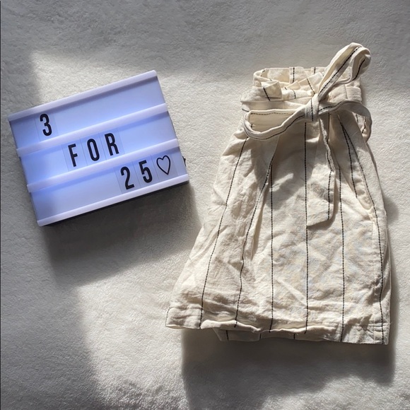 Forever 21 Pants - Bow Belt Paperbag Shorts